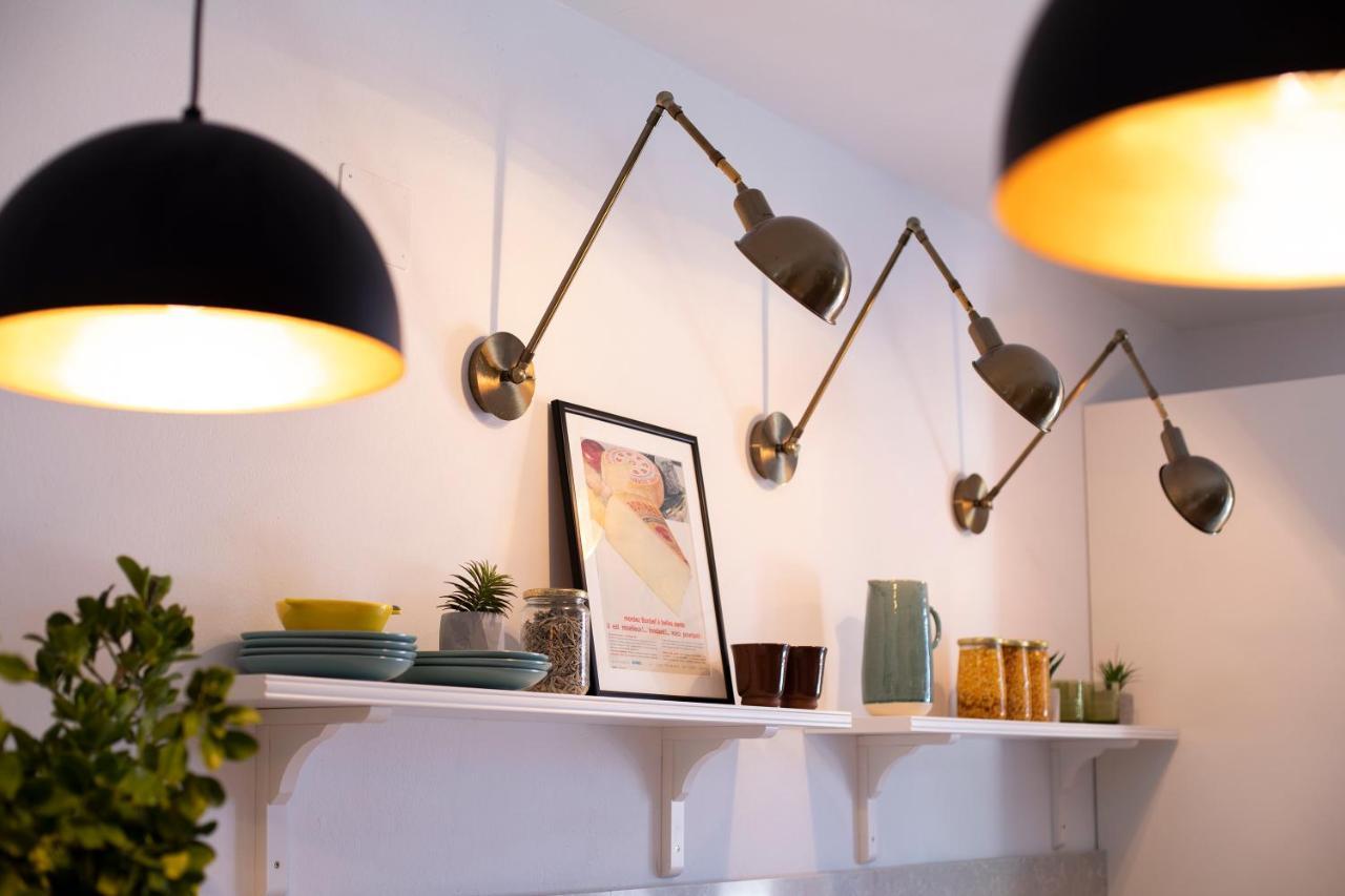 Apartman Luri Sutivan Buitenkant foto