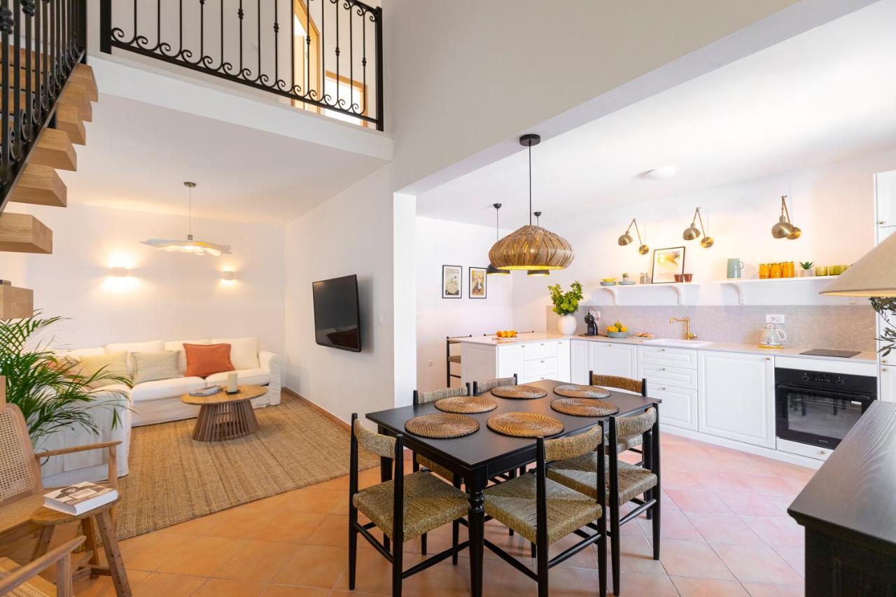 Apartman Luri Sutivan Buitenkant foto
