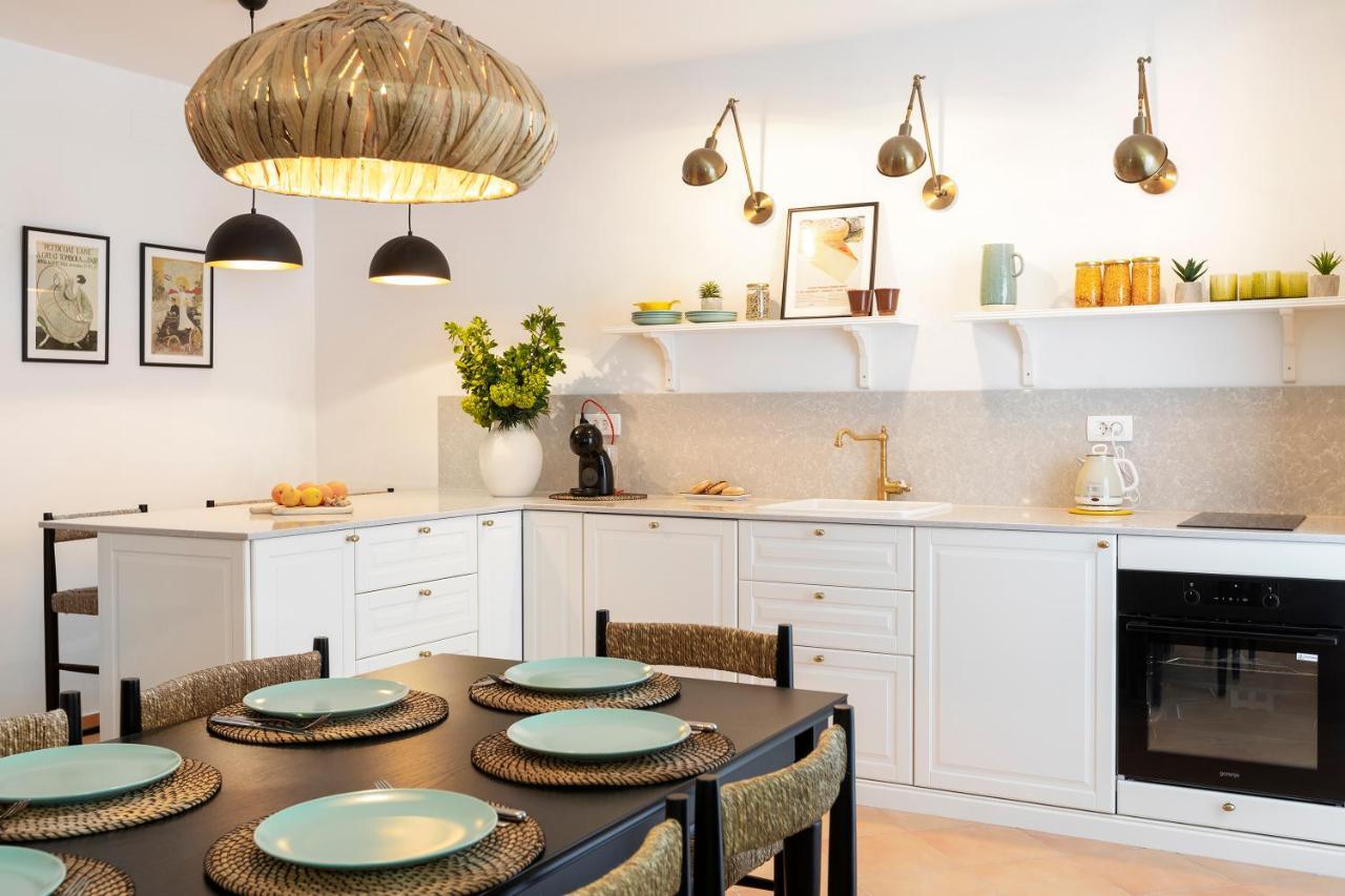 Apartman Luri Sutivan Buitenkant foto