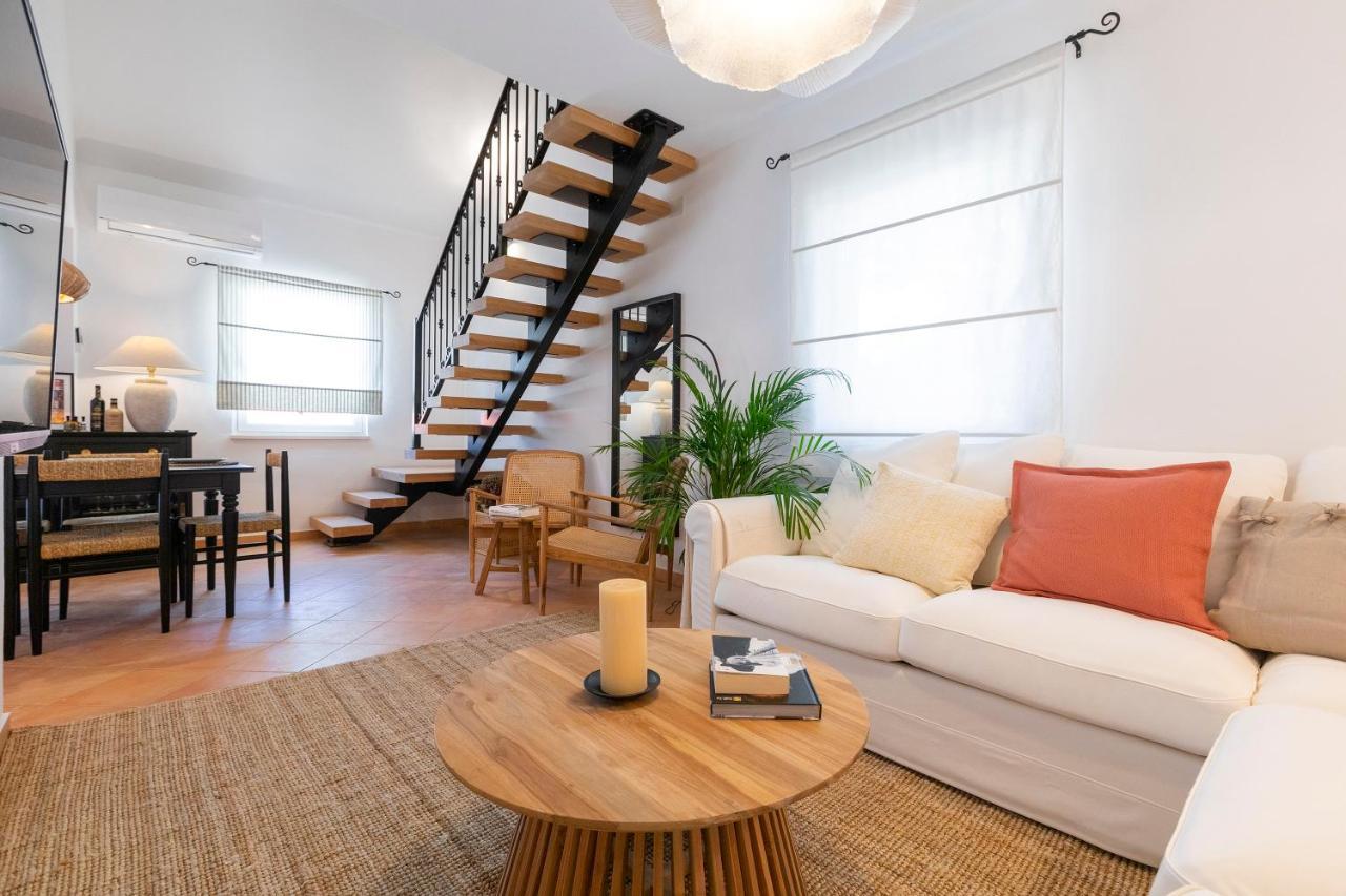 Apartman Luri Sutivan Buitenkant foto