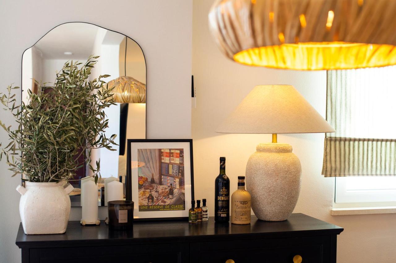 Apartman Luri Sutivan Buitenkant foto