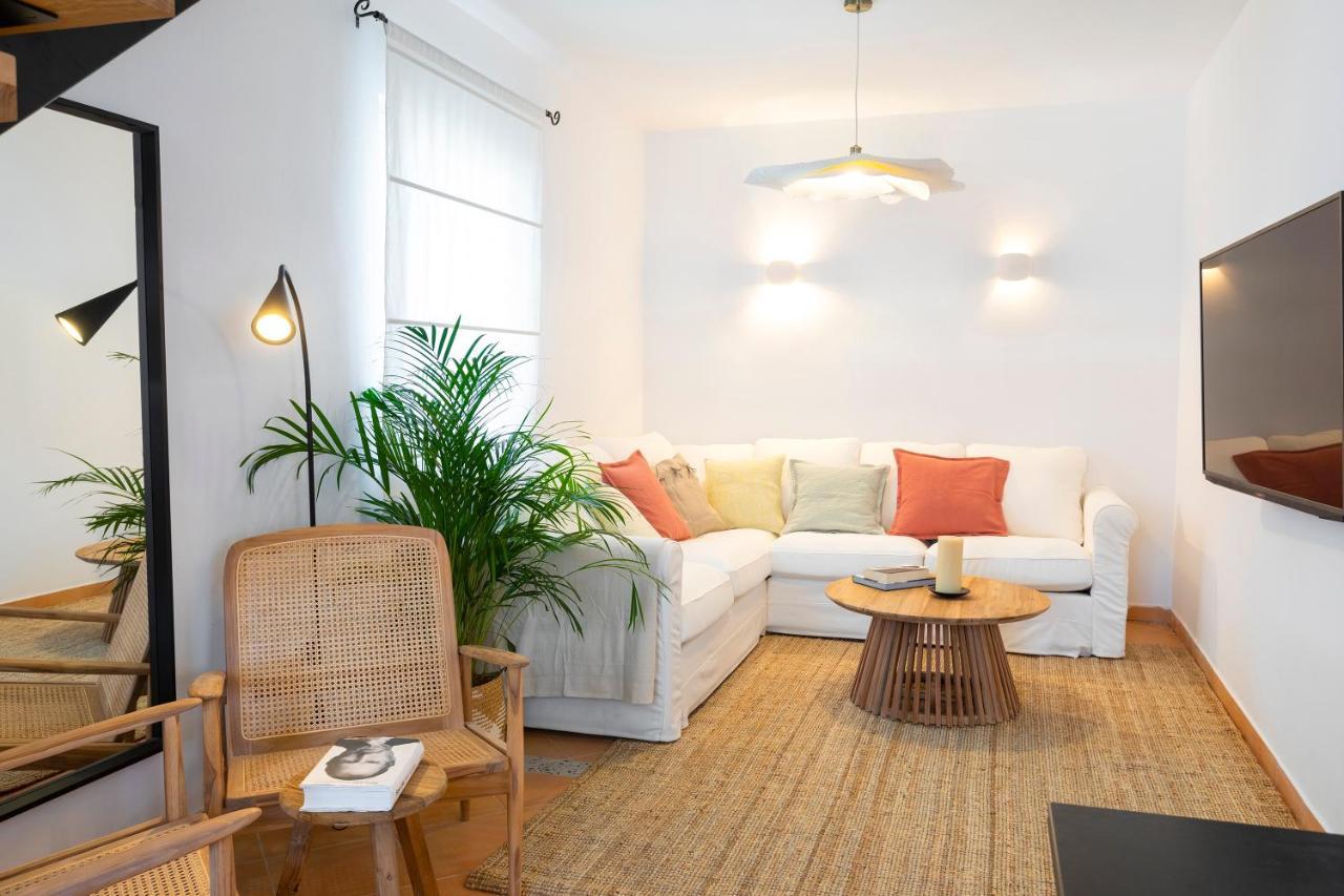 Apartman Luri Sutivan Buitenkant foto