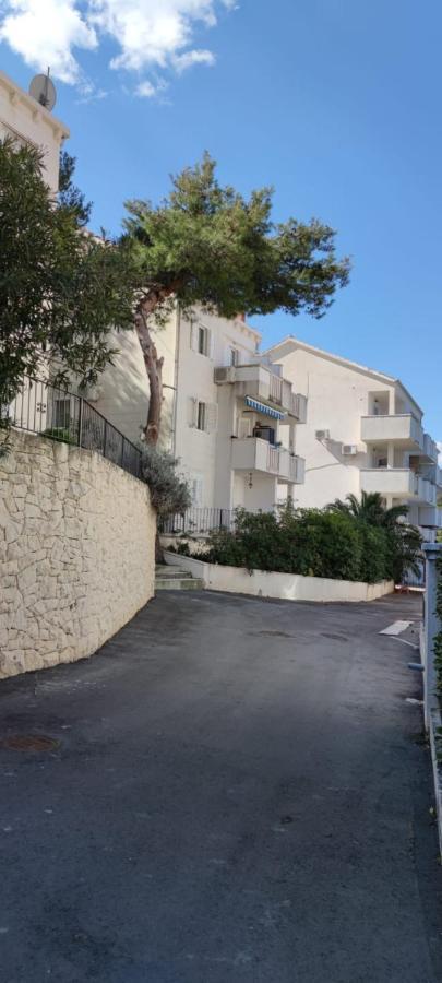 Apartman Luri Sutivan Buitenkant foto